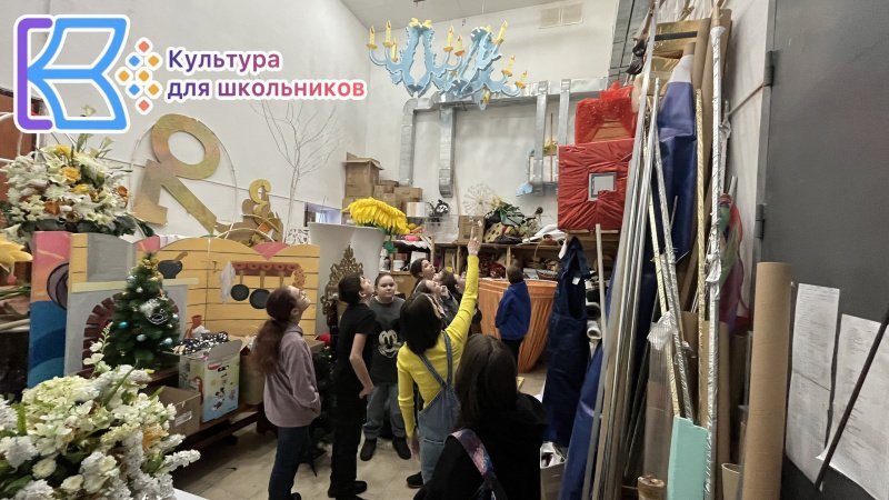 Закулисье 2.jpg