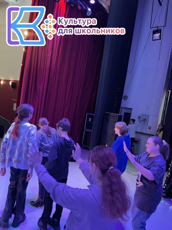 Закулисье 1jpg.jpg