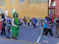 IMG-ef025209fe44c0f941cd37fba4de81e7-V.jpg